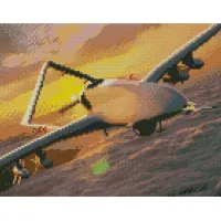 Алмазна мозаїка Strateg ПРЕМІУМ Байрактар серед хмар розміром 30x40см HX494