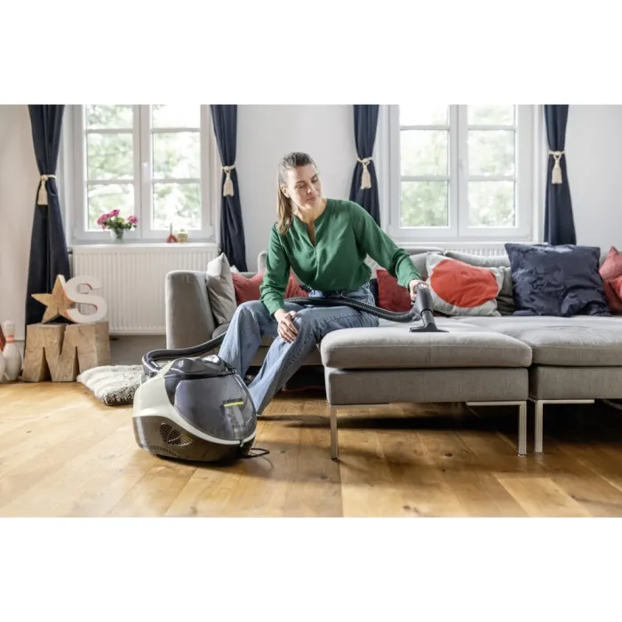 Пилосос з парогенератором KARCHER SV 7 біло-чорний 1.439-490.0