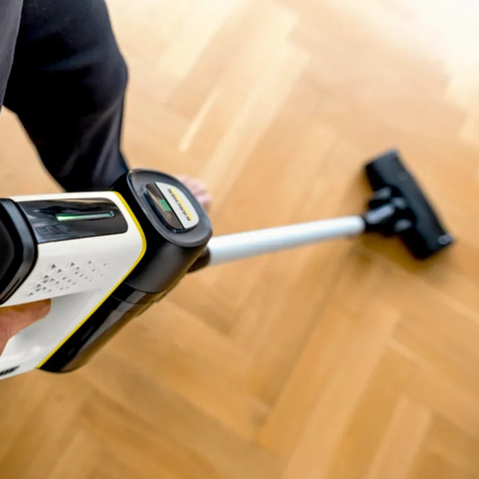 Акумуляторний пилосос Karcher VC 7 Cordless YourMax 1.198-710.0