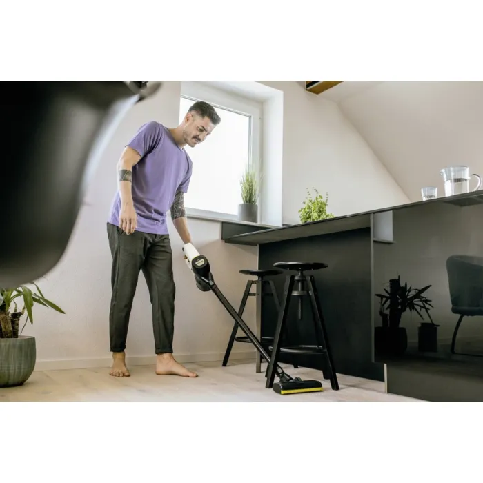 Акумуляторний пилосос Karcher VC 4 Cordless myHome 1.198-630.0