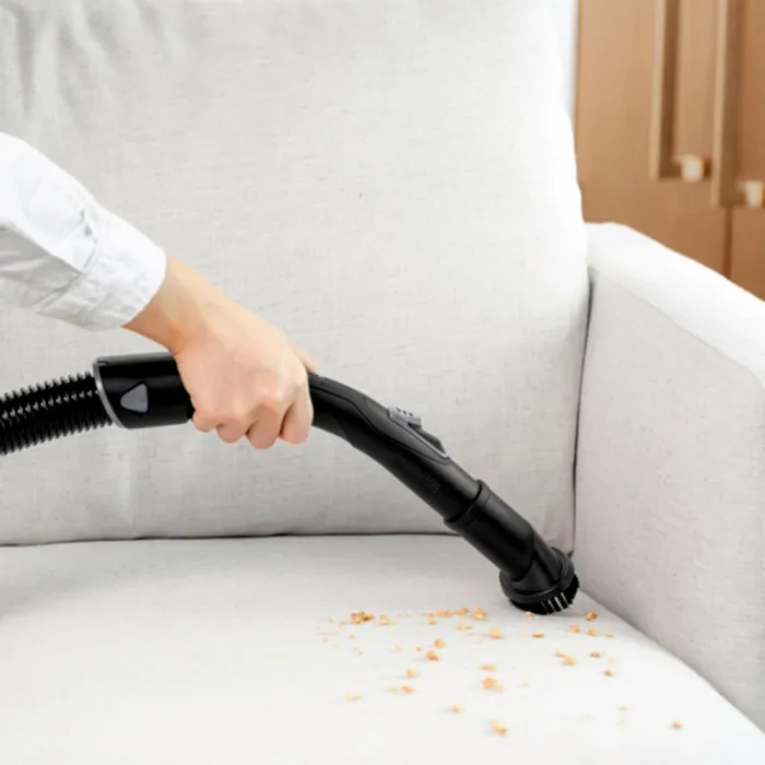 Професійний пилосос Karcher VC 3 Plus : 700 Вт, 0.9л 1.198-060.0
