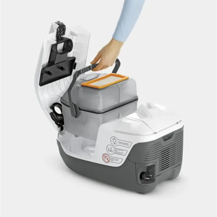 Пилосос Karcher миючий DS 6 Plus, 650Вт, конт пил -0.6л, вода -2 л, НЕРА, білий 1.195-252.0